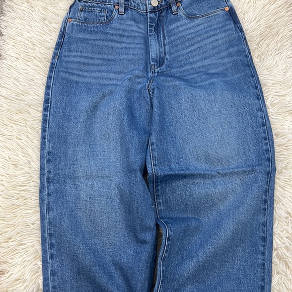 New blanknyc the Baxter ribcage straight leg no shadow medium wash jeans - Picture 5 of 8